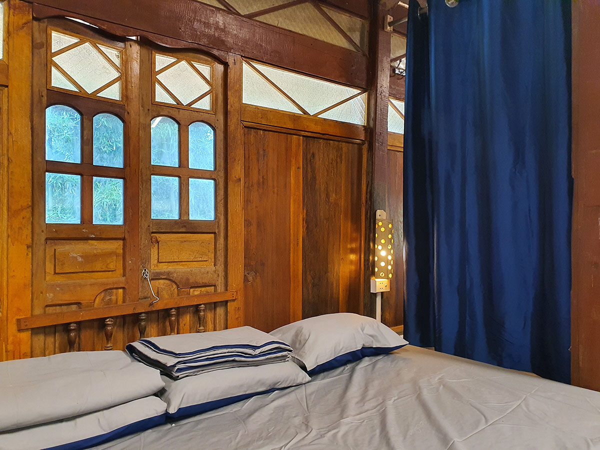 Mai's House Lung Van